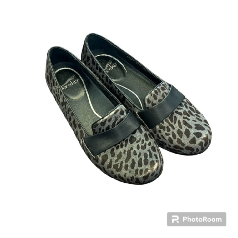Dansko "Oskana" Gray Cheetah Print Calf Hair Loafers Slip On Size 37 (6.5)‎